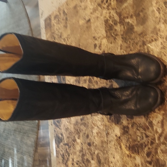 Frye Veronica Boots (black) - Picture 2 of 6